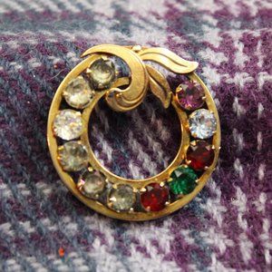 Van Dell 1/20 14KT Gold Plated Multi-stone Wreath Brooch